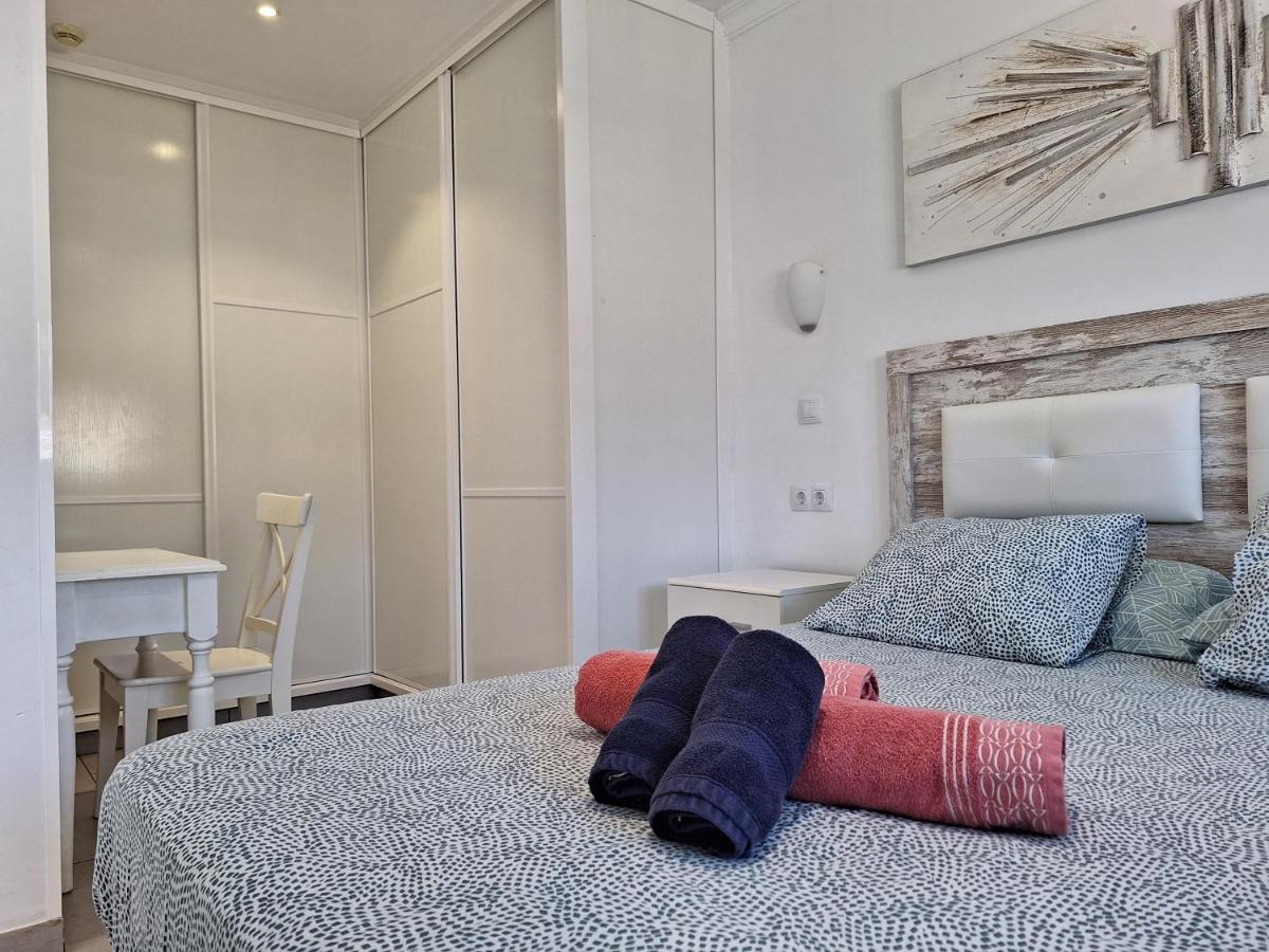 Solaris - Refurbished, Top Floor, Sea Views Puerto Rico  Exterior foto
