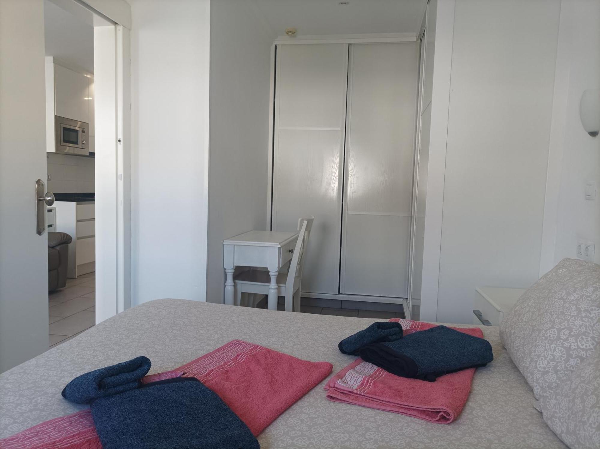 Solaris - Refurbished, Top Floor, Sea Views Puerto Rico  Exterior foto